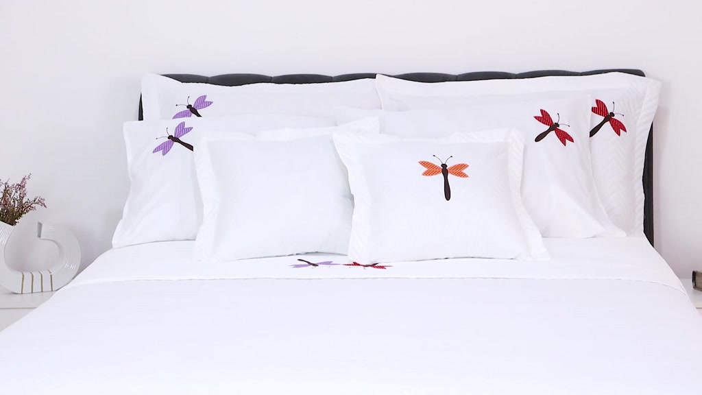Cobre Leito QUEEN e KING Bordado Libélulas Coloridas Com 3 Peças Bordado Borboletas
