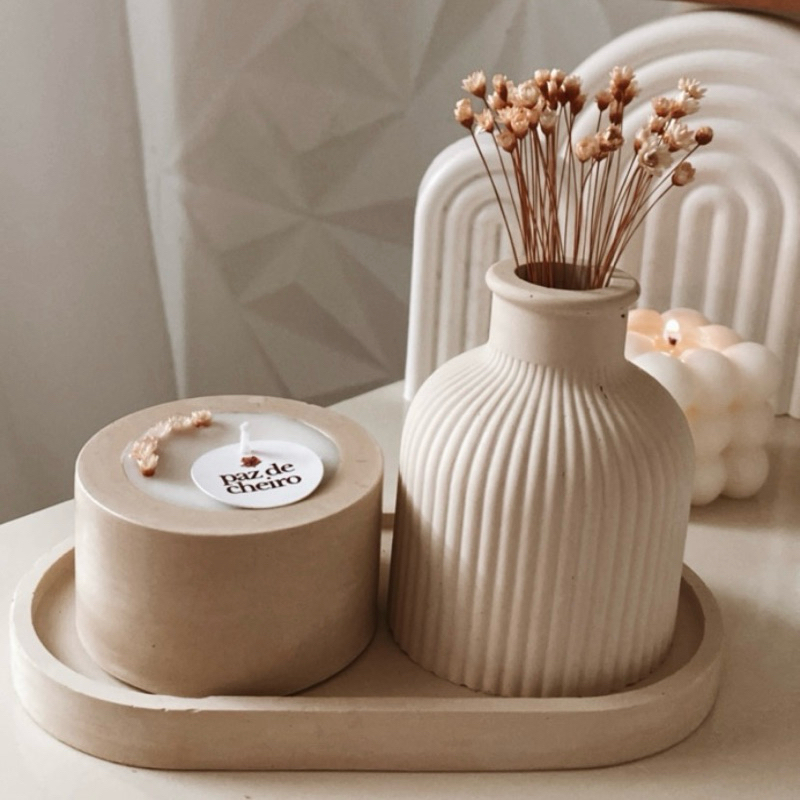 Kit Vaso Minimalista + Bandeja Decorativa + Vela Aromática | Produto Artesanal.