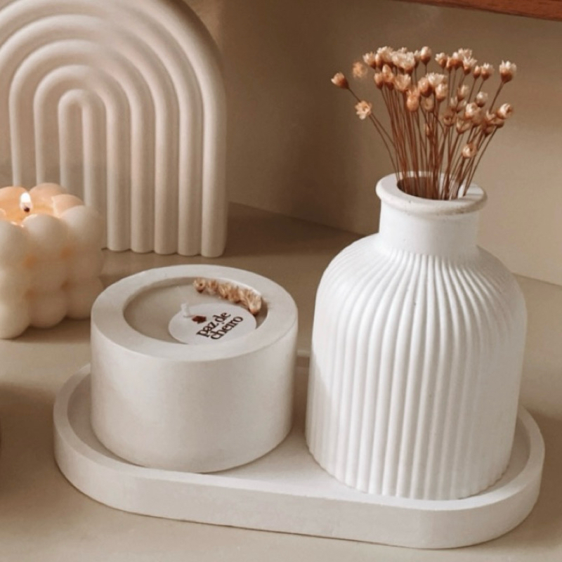 Kit Vaso Minimalista + Bandeja Decorativa + Vela Aromática | Produto Artesanal.