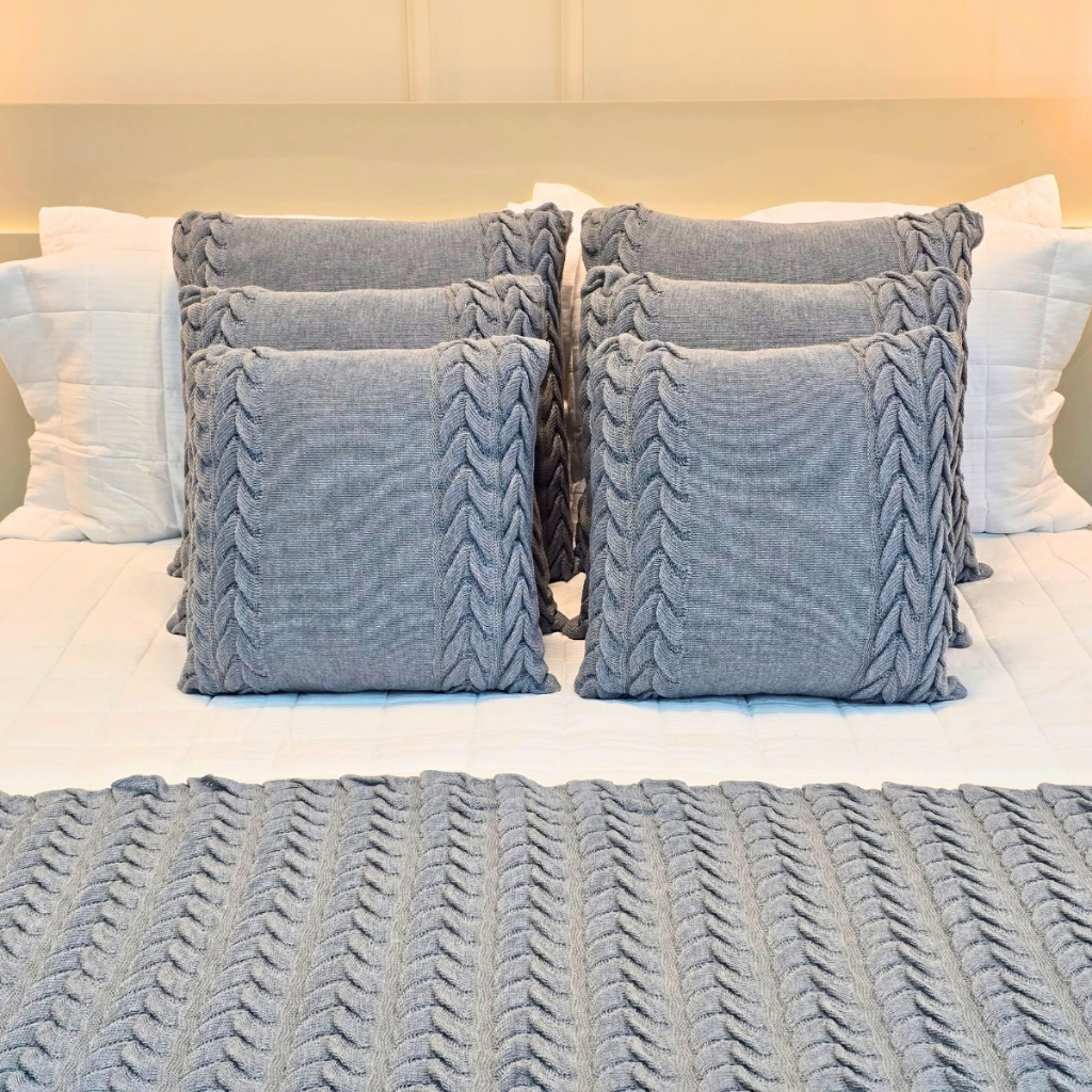 Capa de Almofada Tricot Decorativa Sofá Cama Aconchego Home Decor 45x45cm